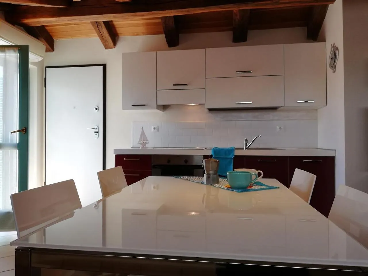 Apartment Sofia With Roof Terrace And Sea View In Gedici Croatia